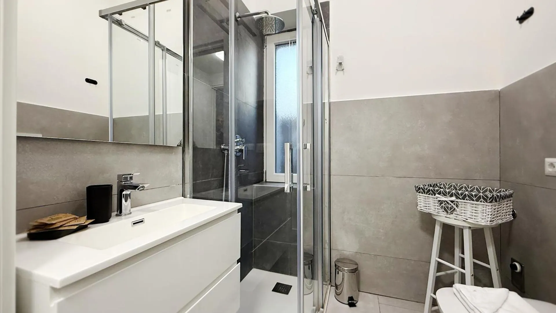 Eleven Suites - Cozy Apartments Milano