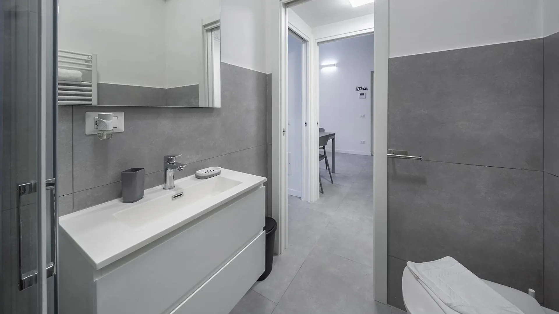 Eleven Suites - Cozy Apartments Milão