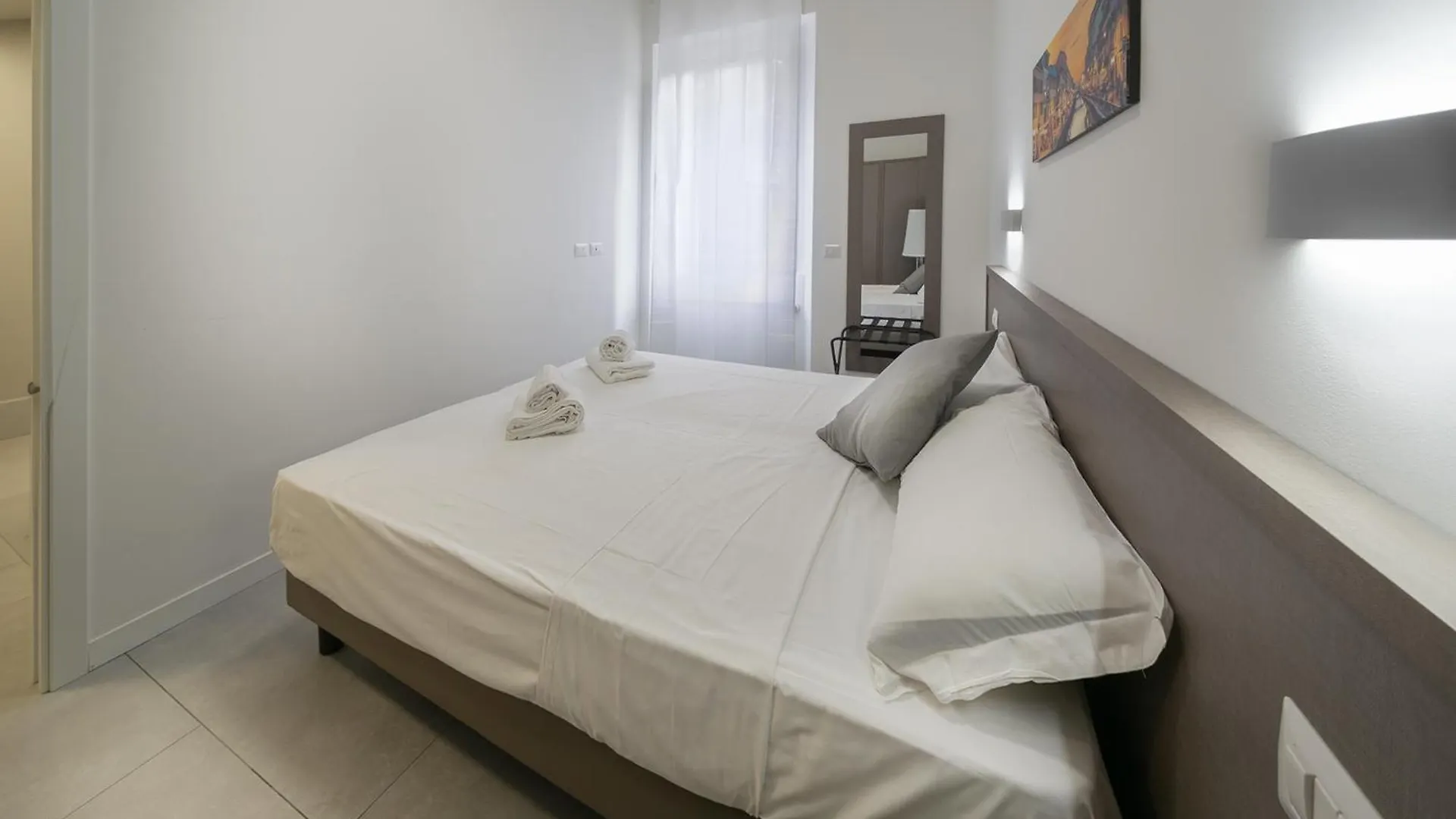 Eleven Suites - Cozy Apartments Milão