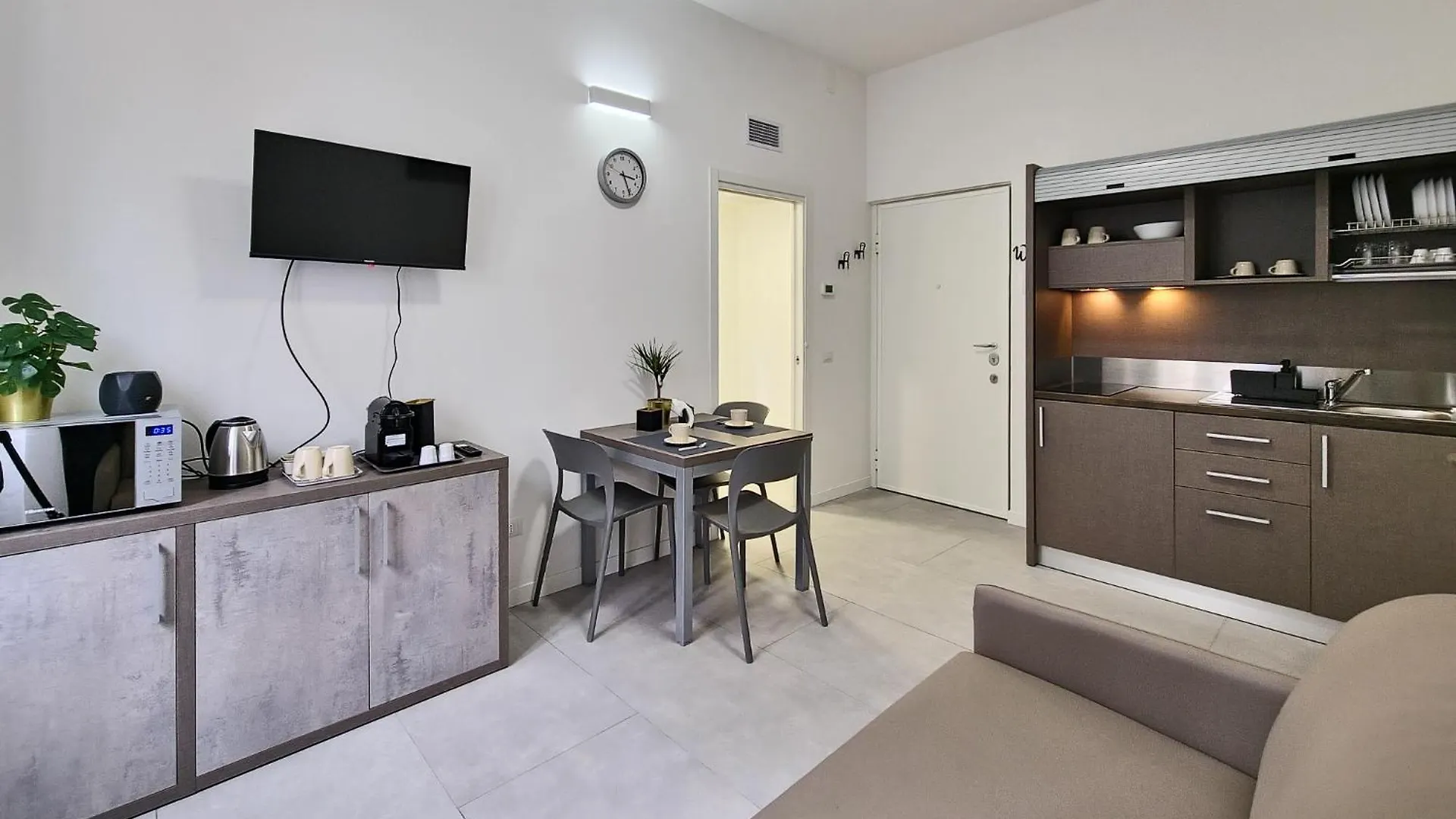 Eleven Suites - Cozy Apartments Milão